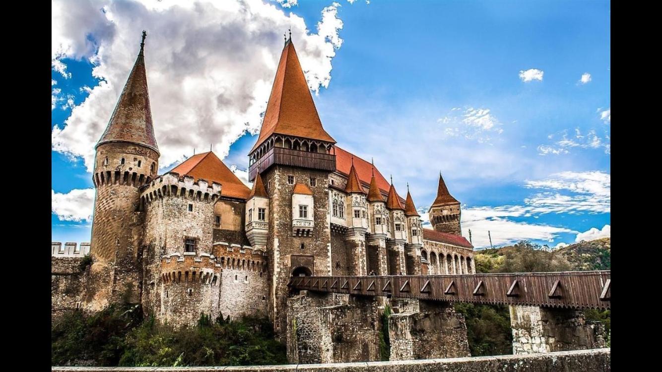 Apartmán Refugiul Castelului Hunedoara Exteriér fotografie